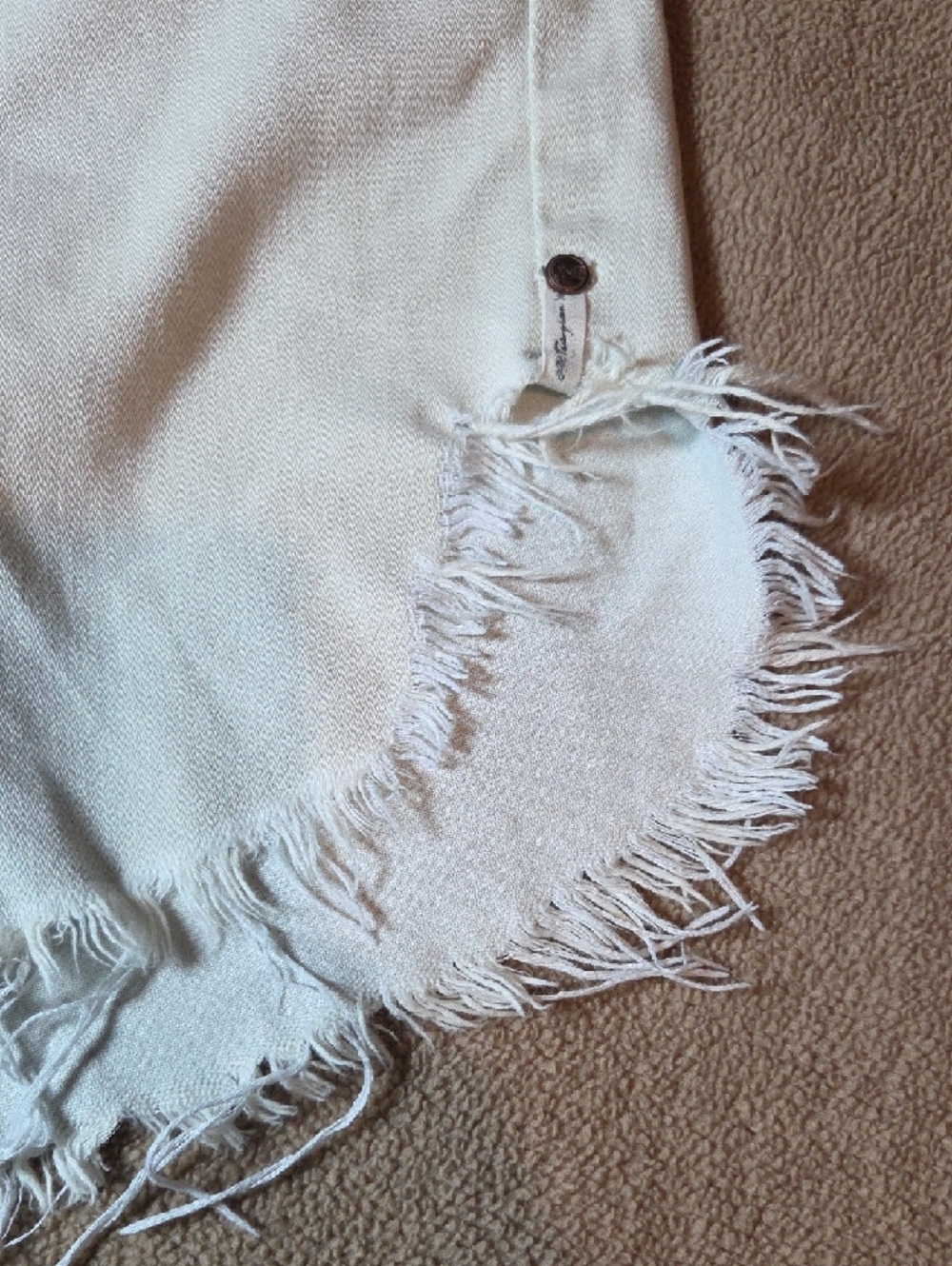 One by Teaspoon White High-Rise Frayed Hem Denim Shorts,sz 29. - Picture 4 of 16